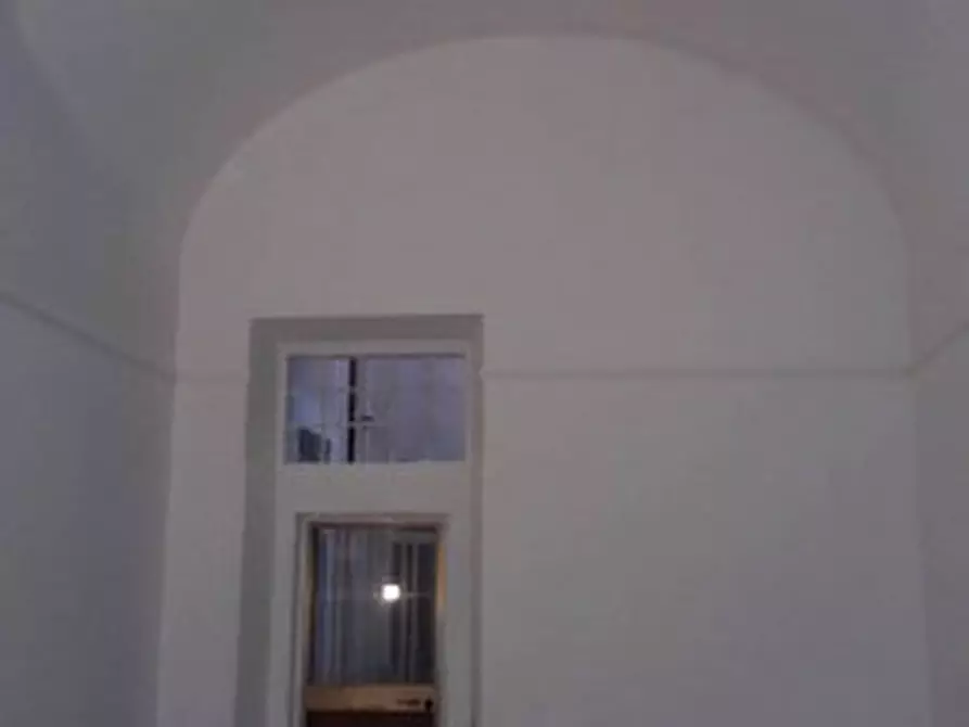 Immagine 5 di Locale commerciale in affitto  a Pisa