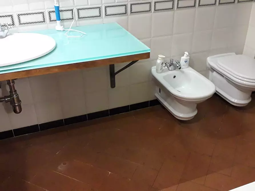 Immagine 24 di Appartamento in vendita  a Pisa