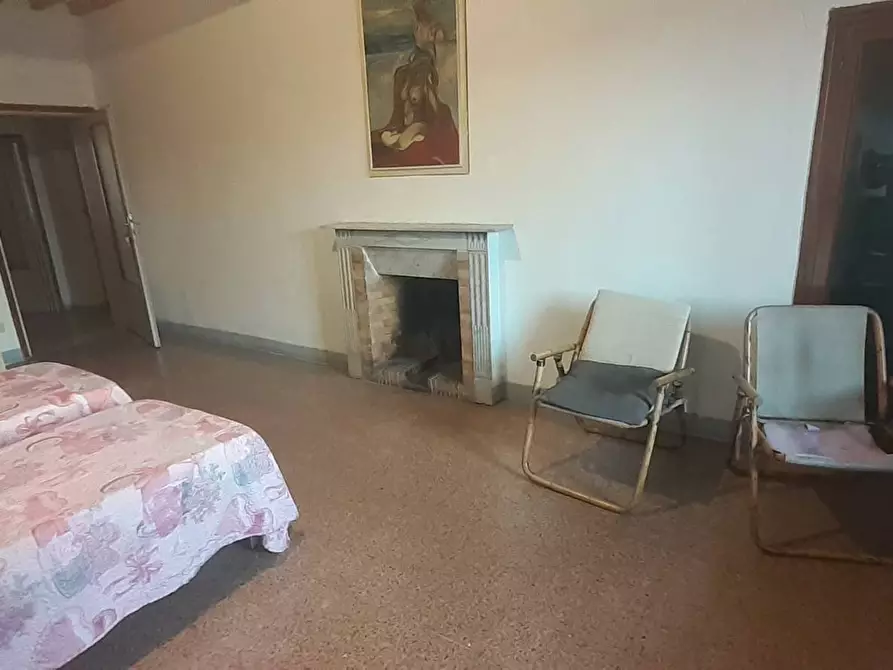 Immagine 7 di Appartamento in vendita  a Pisa