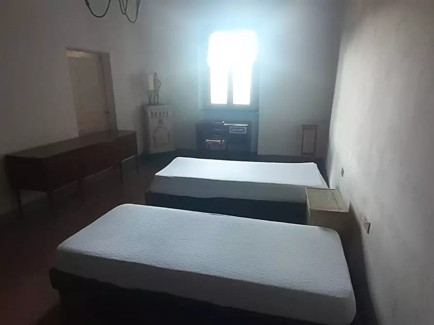 Immagine 11 di Appartamento in vendita  a Pisa