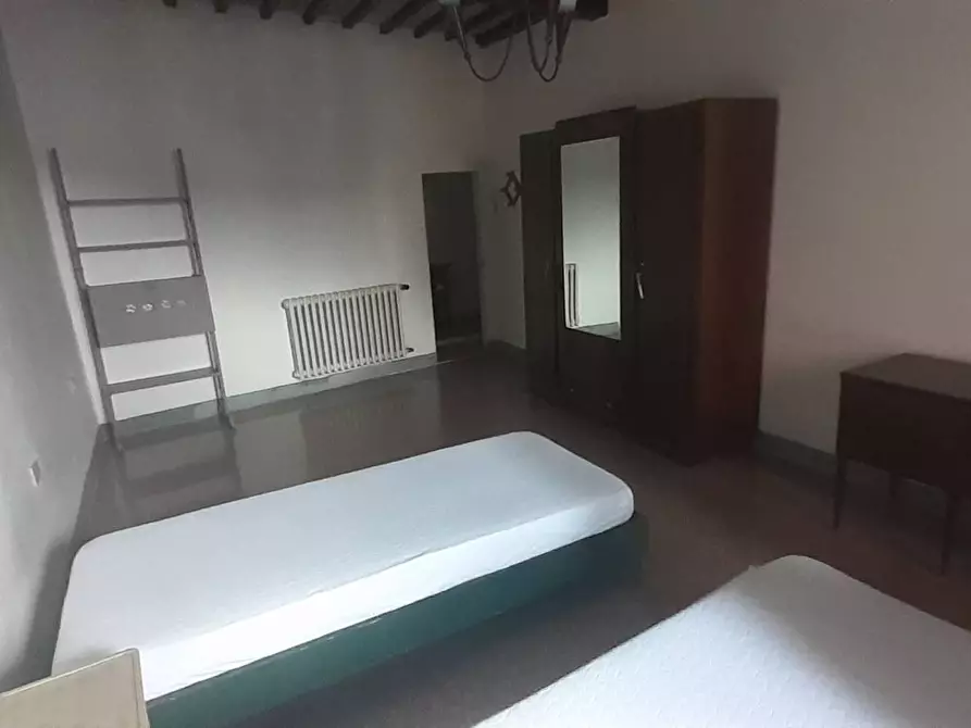 Immagine 12 di Appartamento in vendita  a Pisa