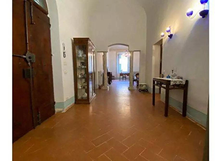 Immagine 22 di Appartamento in vendita  a Pisa