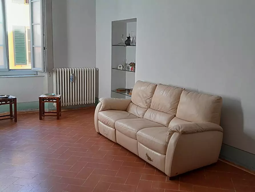 Immagine 17 di Appartamento in vendita  a Pisa