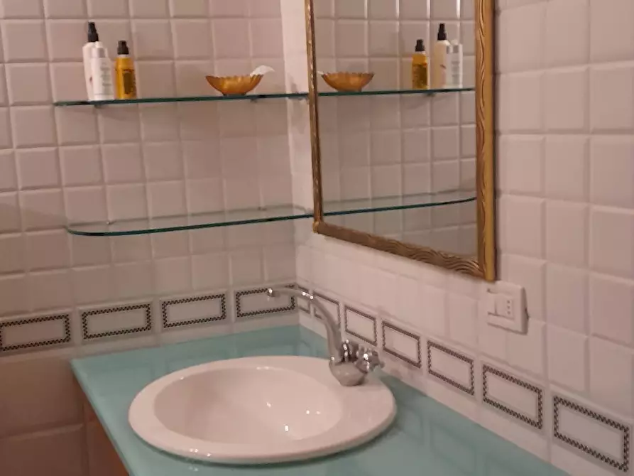 Immagine 25 di Appartamento in vendita  a Pisa