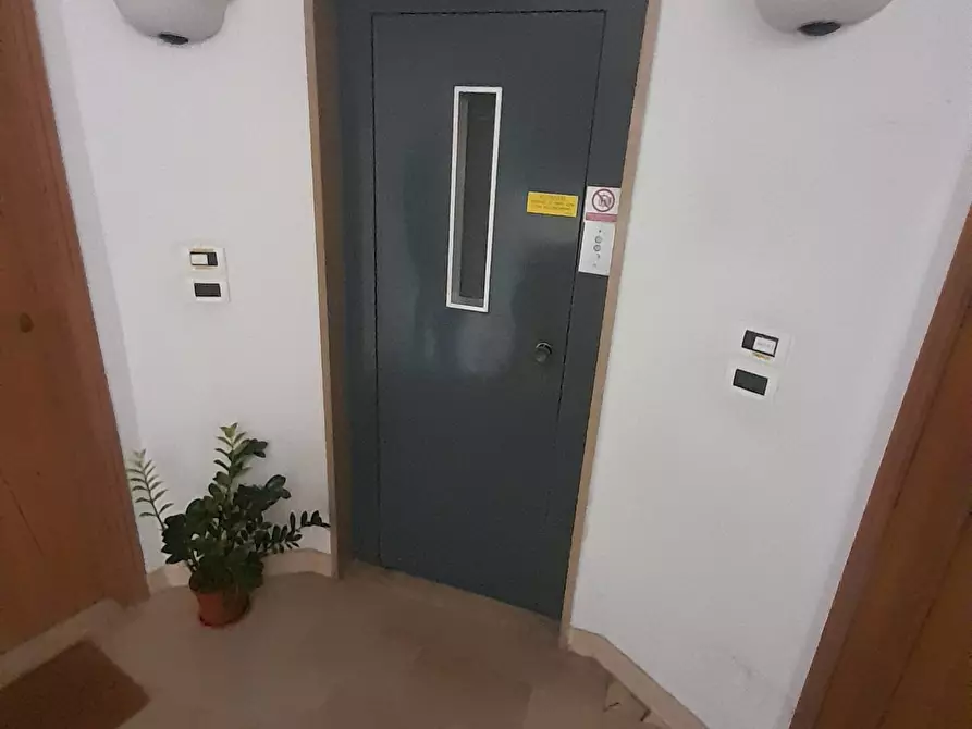 Immagine 10 di Appartamento in vendita  a Pisa