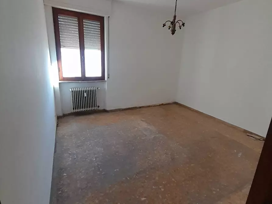 Immagine 4 di Appartamento in vendita  a Pisa