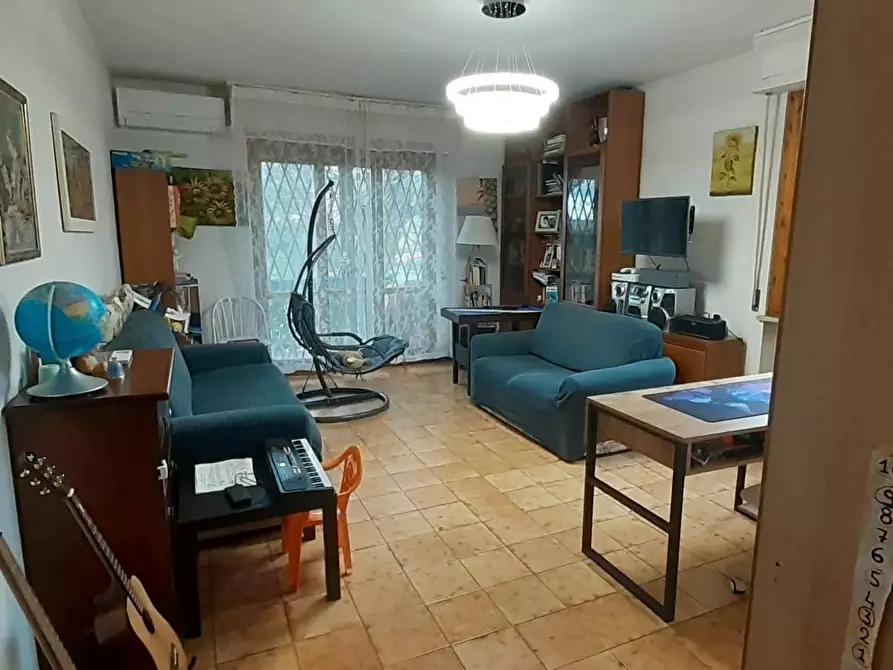 Immagine 17 di Appartamento in vendita  a Pisa