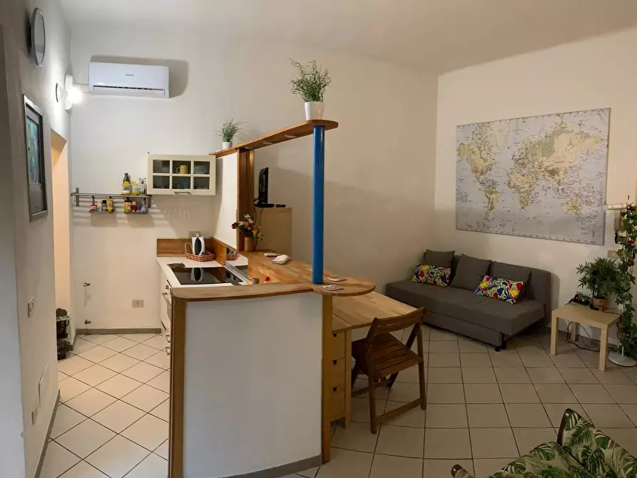 Immagine 2 di Appartamento in vendita  a Pisa