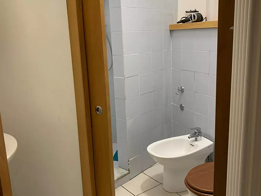 Immagine 13 di Appartamento in vendita  a Pisa