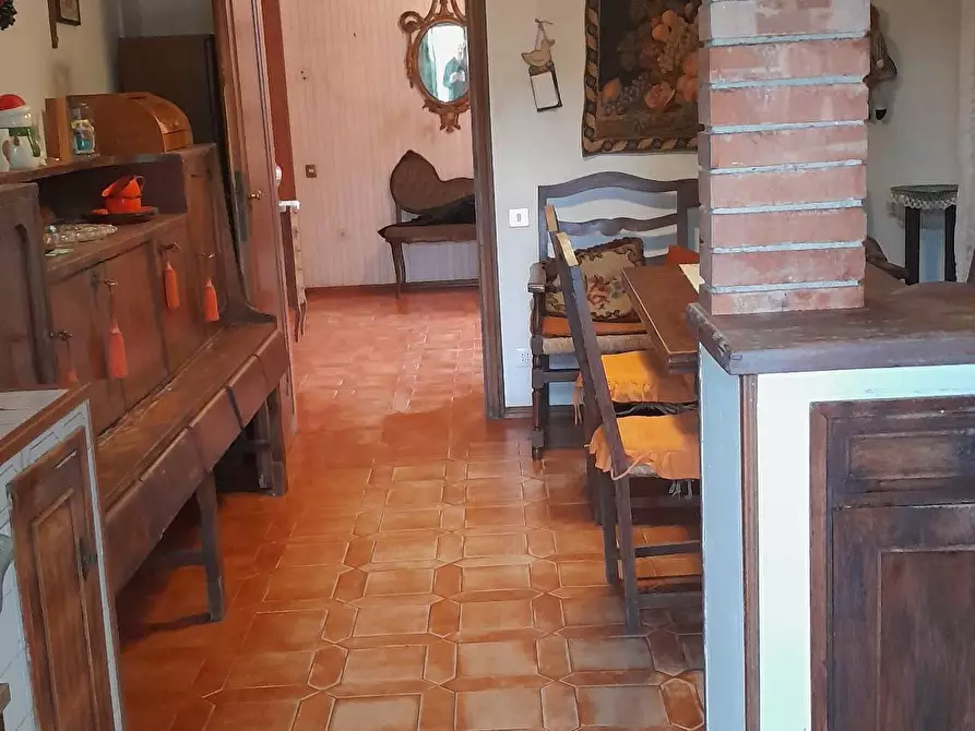 Immagine 7 di Villa in vendita  a San Giuliano Terme