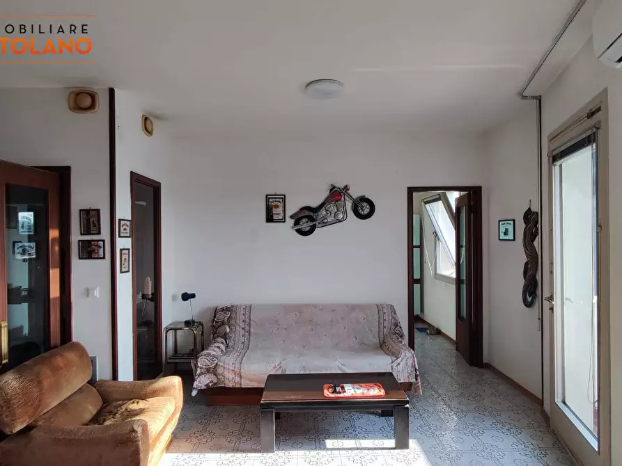 Immagine 1 di Appartamento in vendita  in via cosulich a Monfalcone