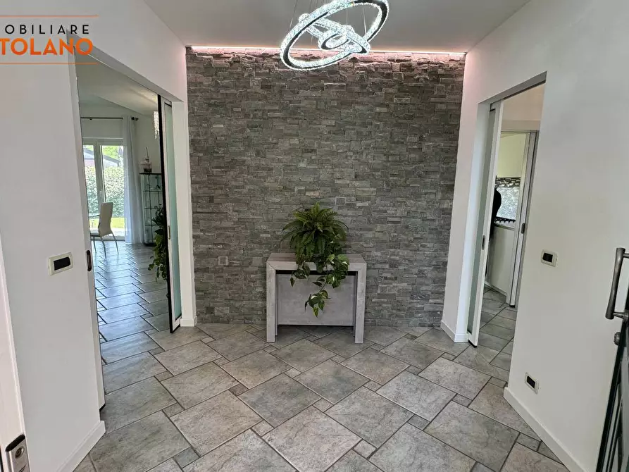 Immagine 8 di Villa in vendita  a Sagrado