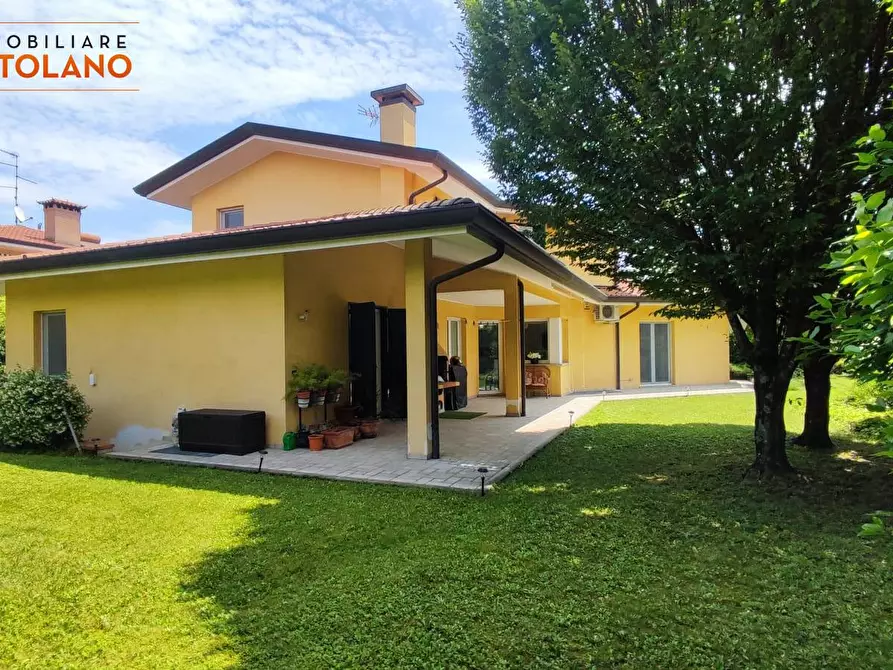 Immagine 12 di Villa in vendita  a Sagrado