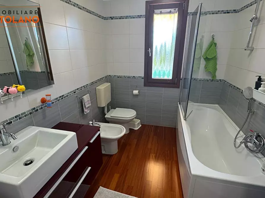 Immagine 10 di Appartamento in vendita  in Via Garibaldi a Turriaco