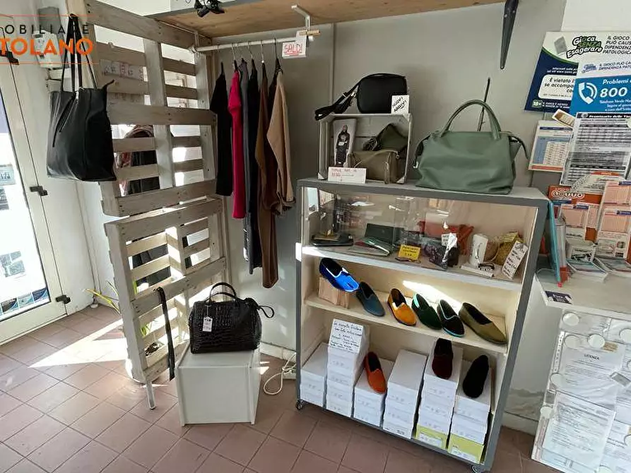 Immagine 3 di Attività commerciale in vendita  in Via Verdi a Ronchi Dei Legionari