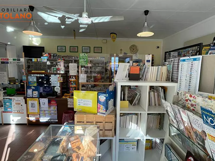 Immagine 8 di Attività commerciale in vendita  in Via Verdi a Ronchi Dei Legionari