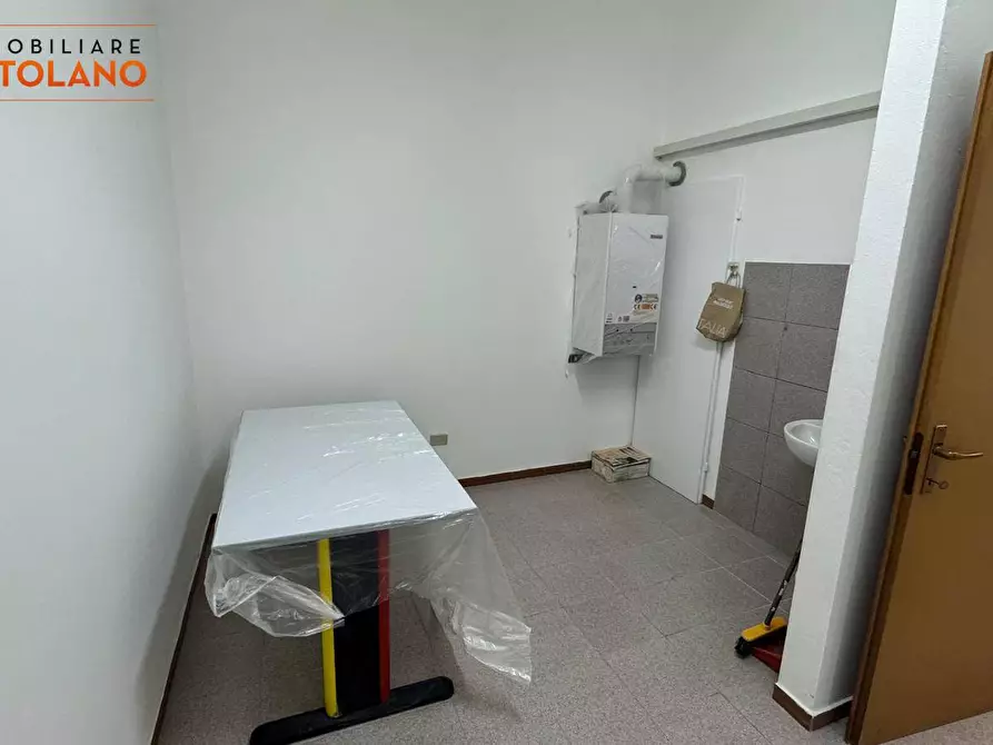Immagine 3 di Locale commerciale in affitto  in VIA MARZIALE a Monfalcone