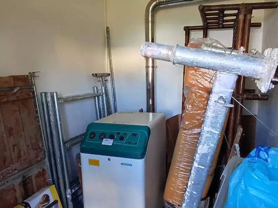 Immagine 23 di Locale commerciale in vendita  in Piazza Venezia a San Canzian D'isonzo