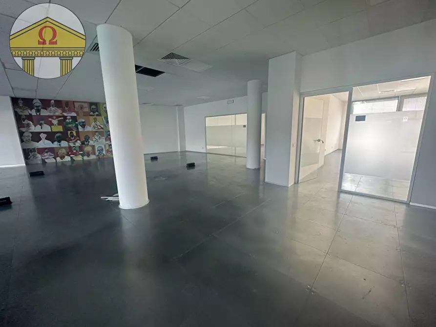 Immagine 3 di Ufficio in affitto  a Villorba