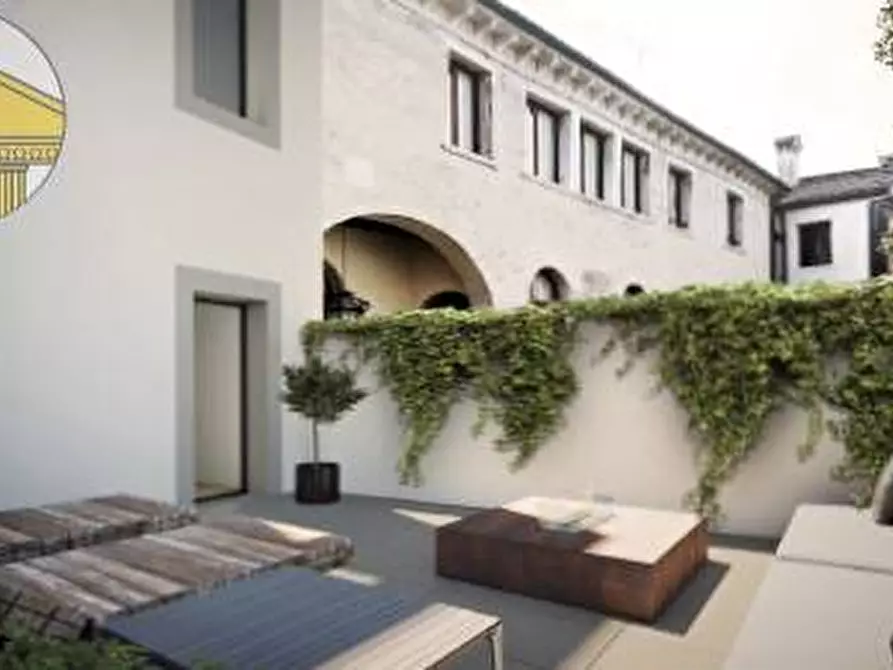 Immagine 2 di Appartamento in vendita  a Treviso