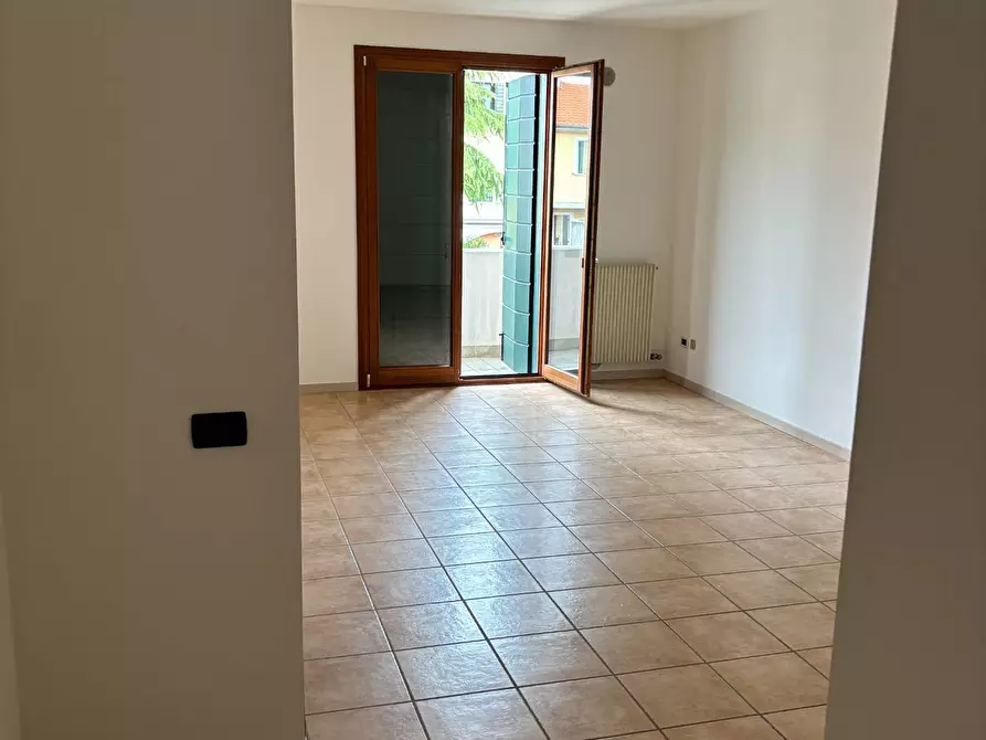 Immagine 3 di Ufficio in affitto  a Villorba