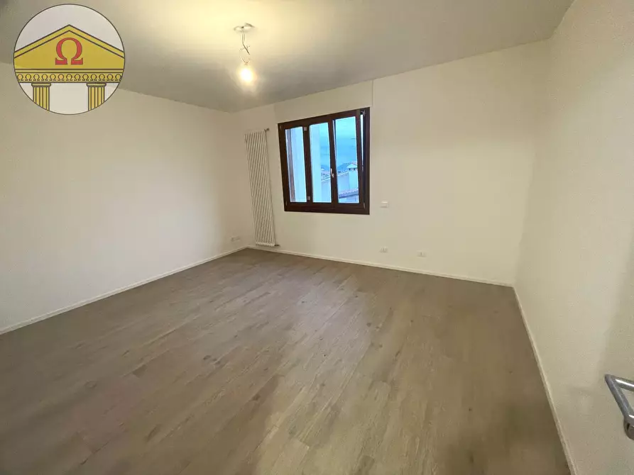 Immagine 5 di Appartamento in vendita  a Villorba