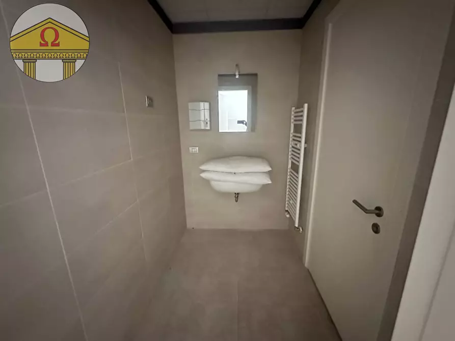 Immagine 6 di Ufficio in affitto  a Treviso