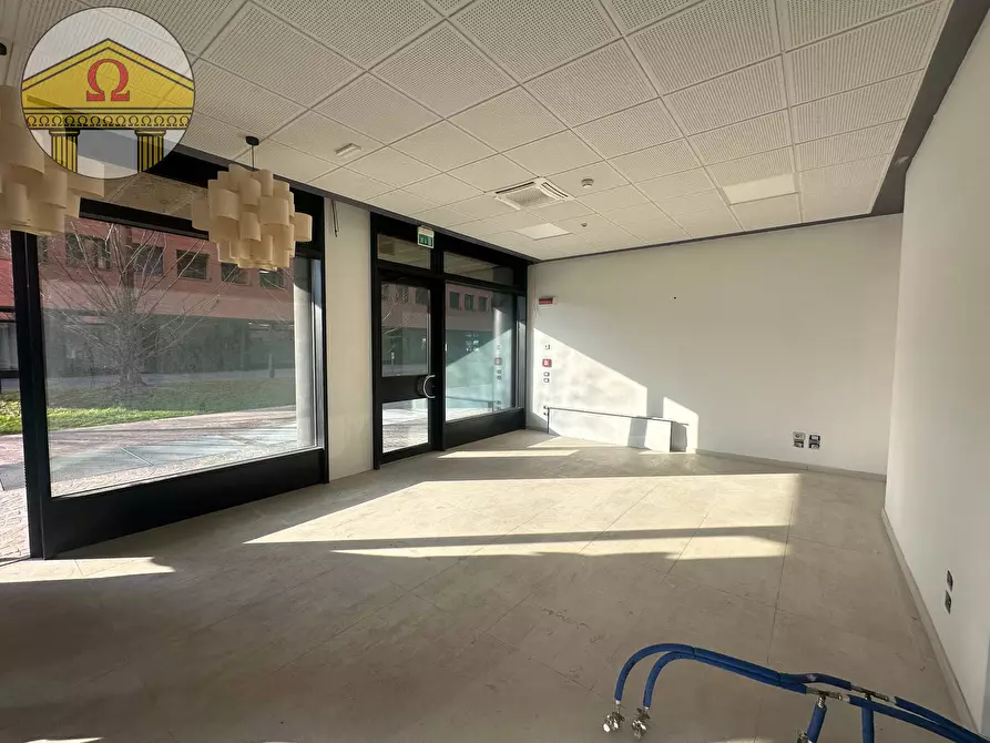 Immagine 8 di Ufficio in affitto  a Treviso