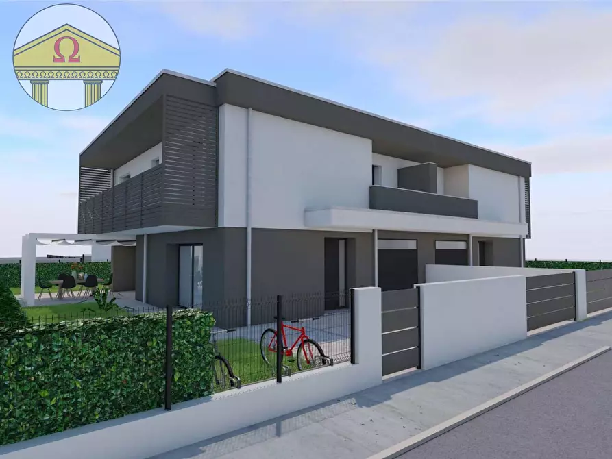 Immagine 2 di Casa bifamiliare in vendita  a Treviso