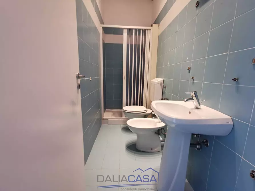 Immagine 15 di Ufficio in affitto  in Via Vitruvio a Formia