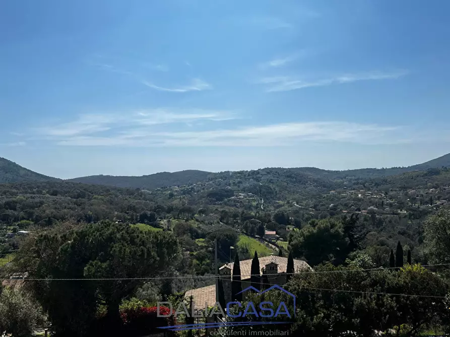 Immagine 1 di Villa in vendita  in Contrada Santo Stefano a Itri