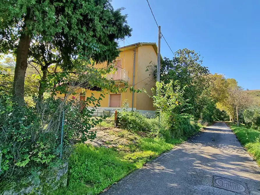 Immagine 2 di Casa indipendente in vendita  in Molini a Trevico