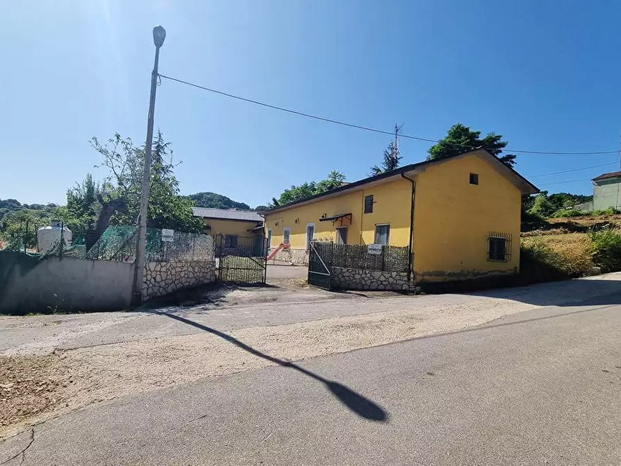 Immagine 2 di Casa bifamiliare in vendita  in Contrada San Vito a Trevico