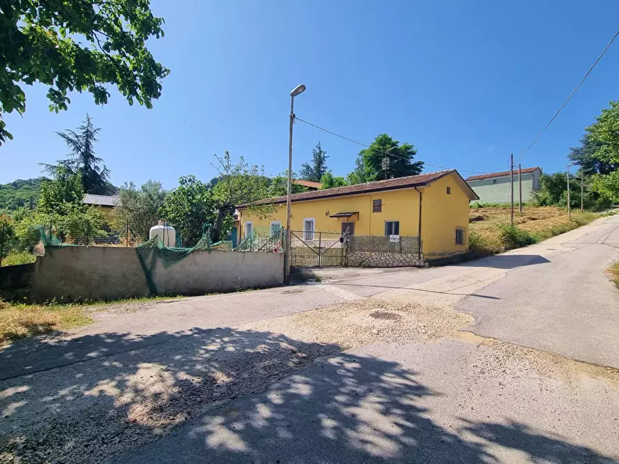 Immagine 1 di Casa bifamiliare in vendita  in Contrada San Vito a Trevico