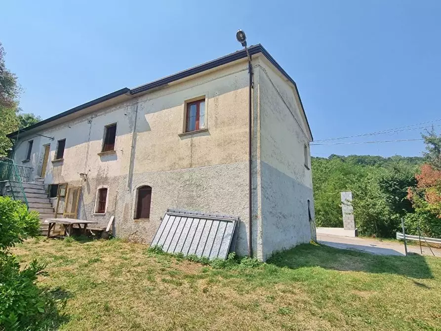 Immagine 5 di Casa indipendente in vendita  in Bassomanno a Trevico