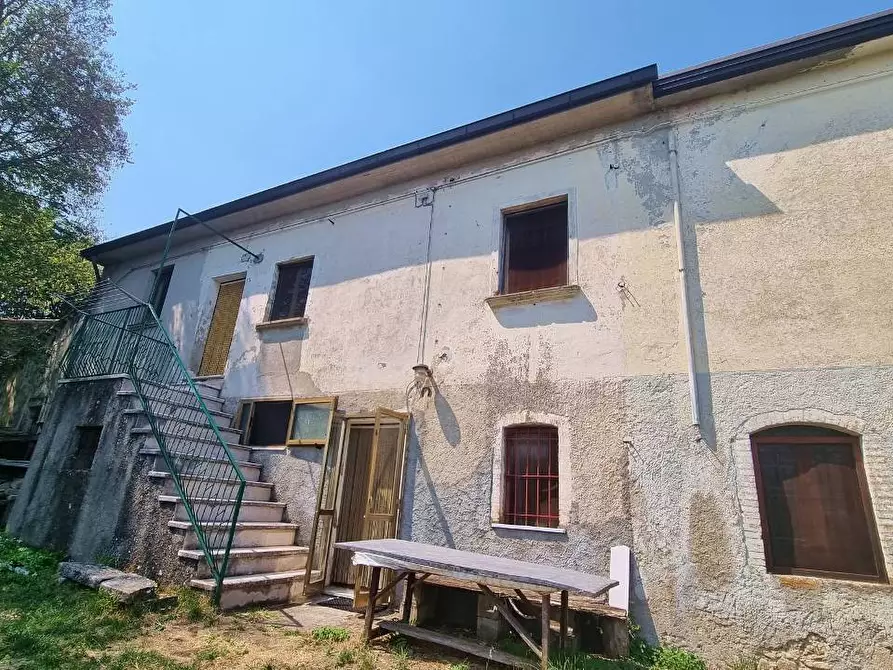 Immagine 8 di Casa indipendente in vendita  in Bassomanno a Trevico
