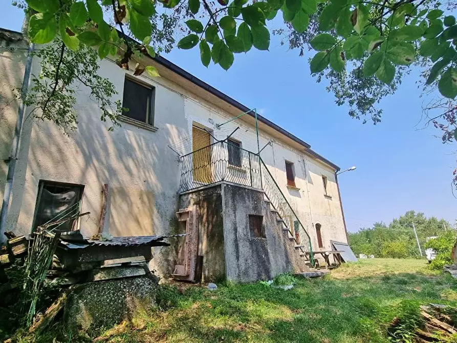 Immagine 4 di Casa indipendente in vendita  in Bassomanno a Trevico