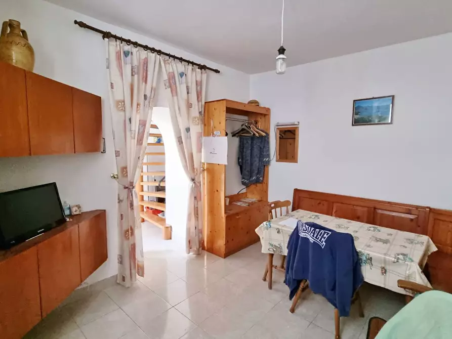 Immagine 3 di Casa indipendente in vendita  in Via Colmeta a San Nicola Baronia