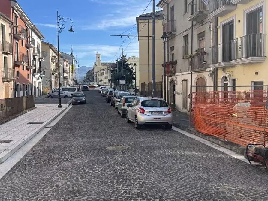Immagine 3 di Casa semindipendente in vendita  in Corso Umberto I a Avellino