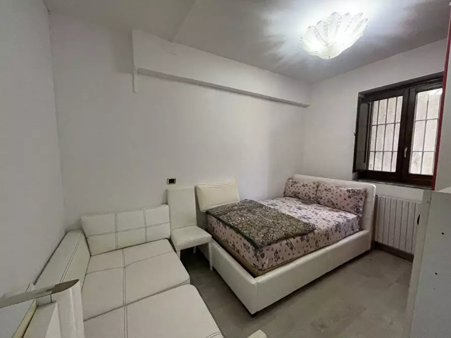 Immagine 10 di Casa semindipendente in vendita  in Corso Umberto I a Avellino