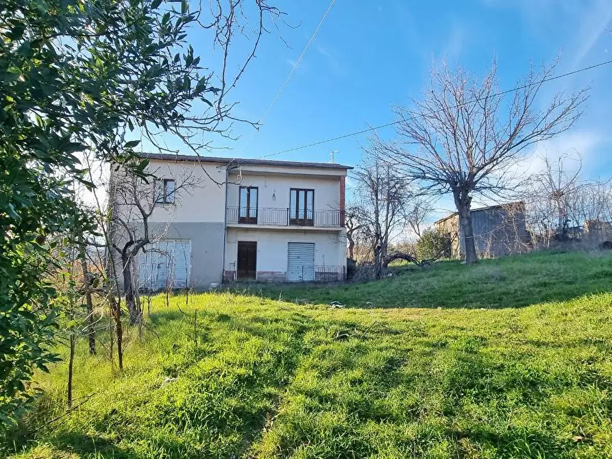 Immagine 1 di Casa indipendente in vendita  in Contrada Sterpara a Gesualdo