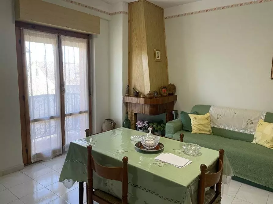 Immagine 5 di Appartamento in vendita  in via San Francesco a Montemarano