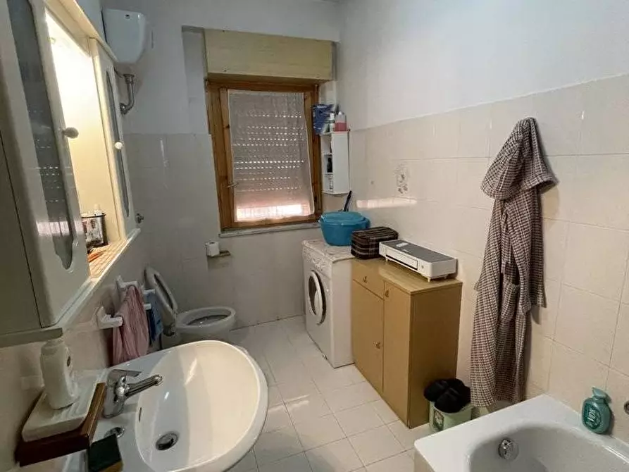 Immagine 12 di Appartamento in vendita  in via San Francesco a Montemarano