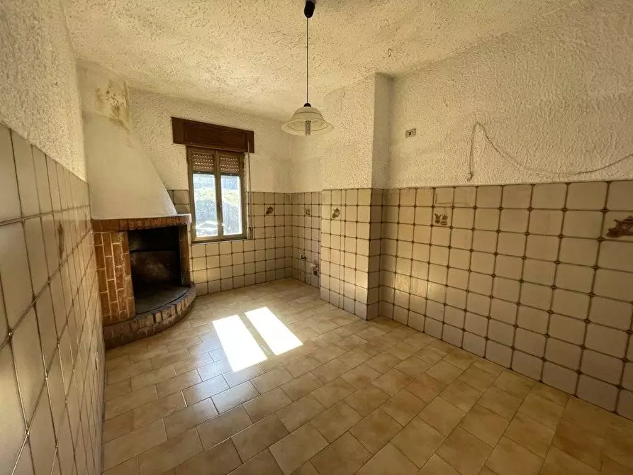 Immagine 4 di Casa semindipendente in vendita  in via San Domenico a Chiusano Di San Domenico