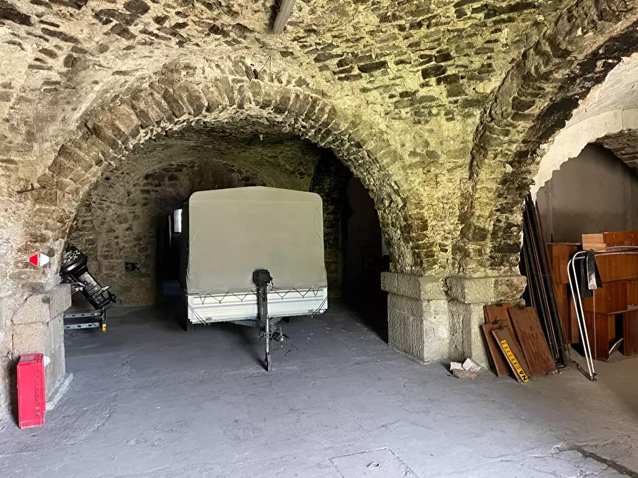 Immagine 3 di Casa indipendente in vendita  in piazza michele del sordo a Nusco