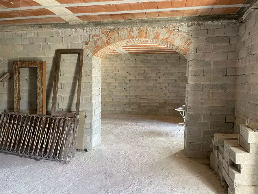 Immagine 12 di Casa indipendente in vendita  in piazza michele del sordo a Nusco