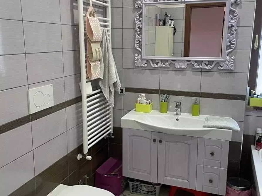 Immagine 12 di Appartamento in vendita  in via san francesco a Montemarano