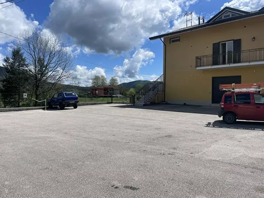 Immagine 22 di Palazzo in vendita  in via occhitelli a Volturara Irpina