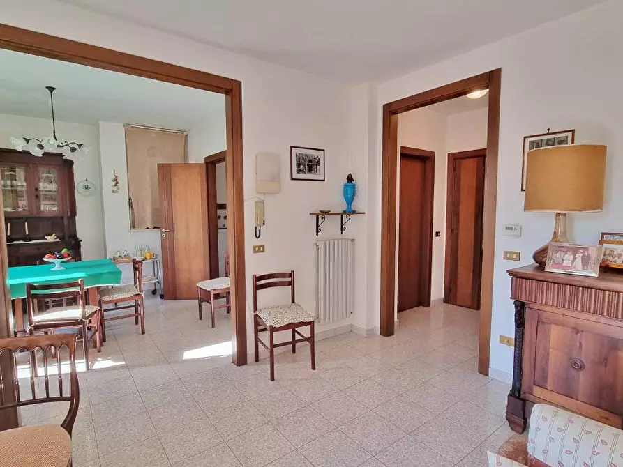 Immagine 28 di Casa bifamiliare in vendita  in Via Regina Margherita a Torella Dei Lombardi