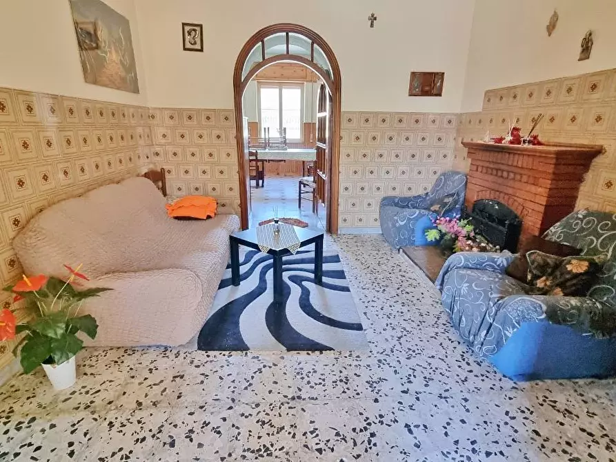 Immagine 25 di Casa indipendente in vendita  in Difesa Grande a Melito Irpino